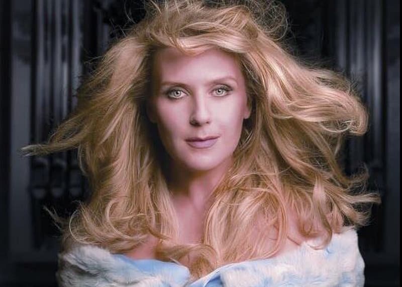 Вера Кононова